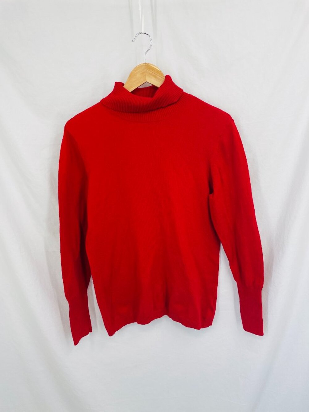 Vintage 1990s Y2K Red Turtleneck Sweater